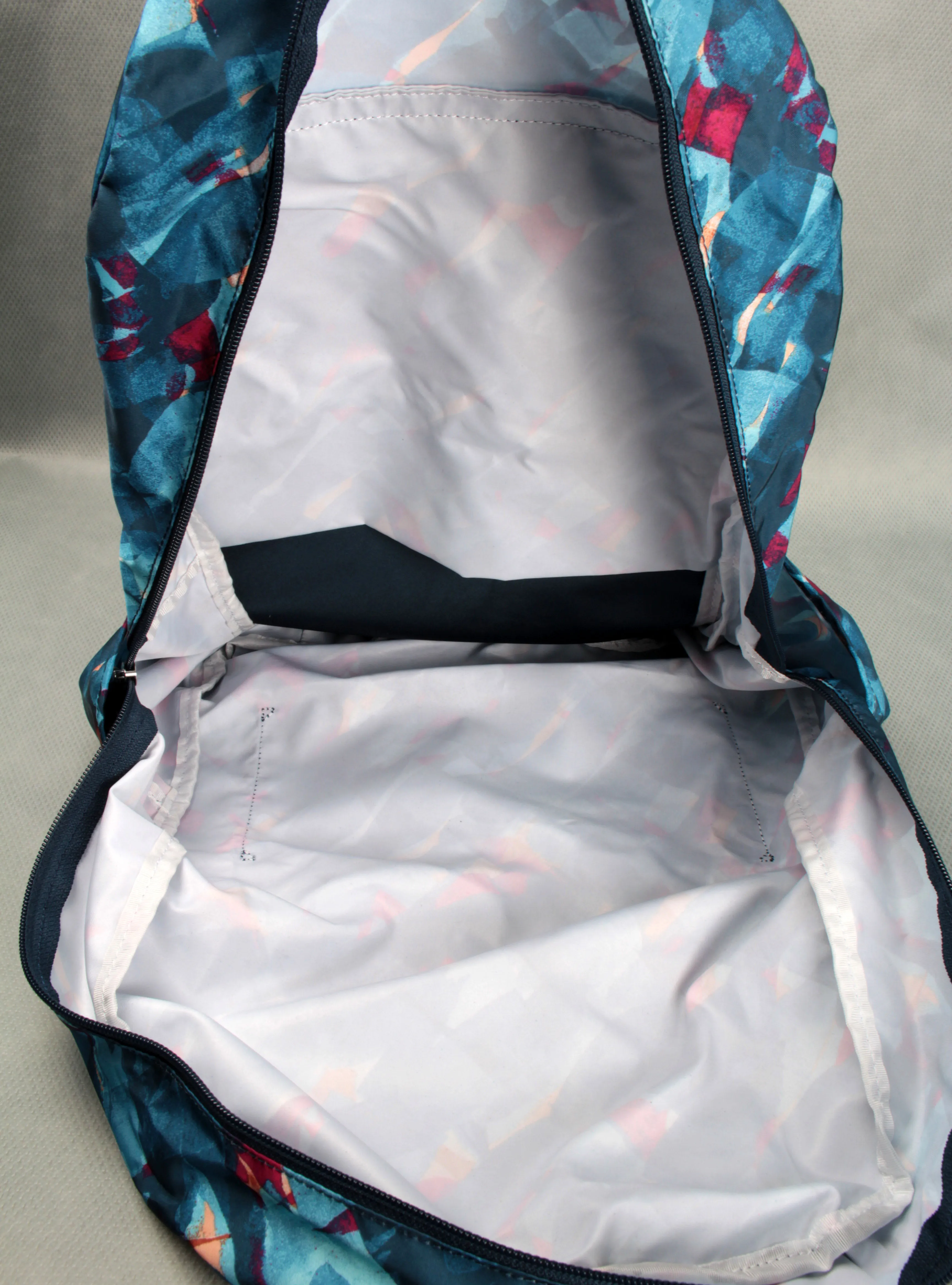 新的自由风格简单的定制设计聚酯织物学校背包