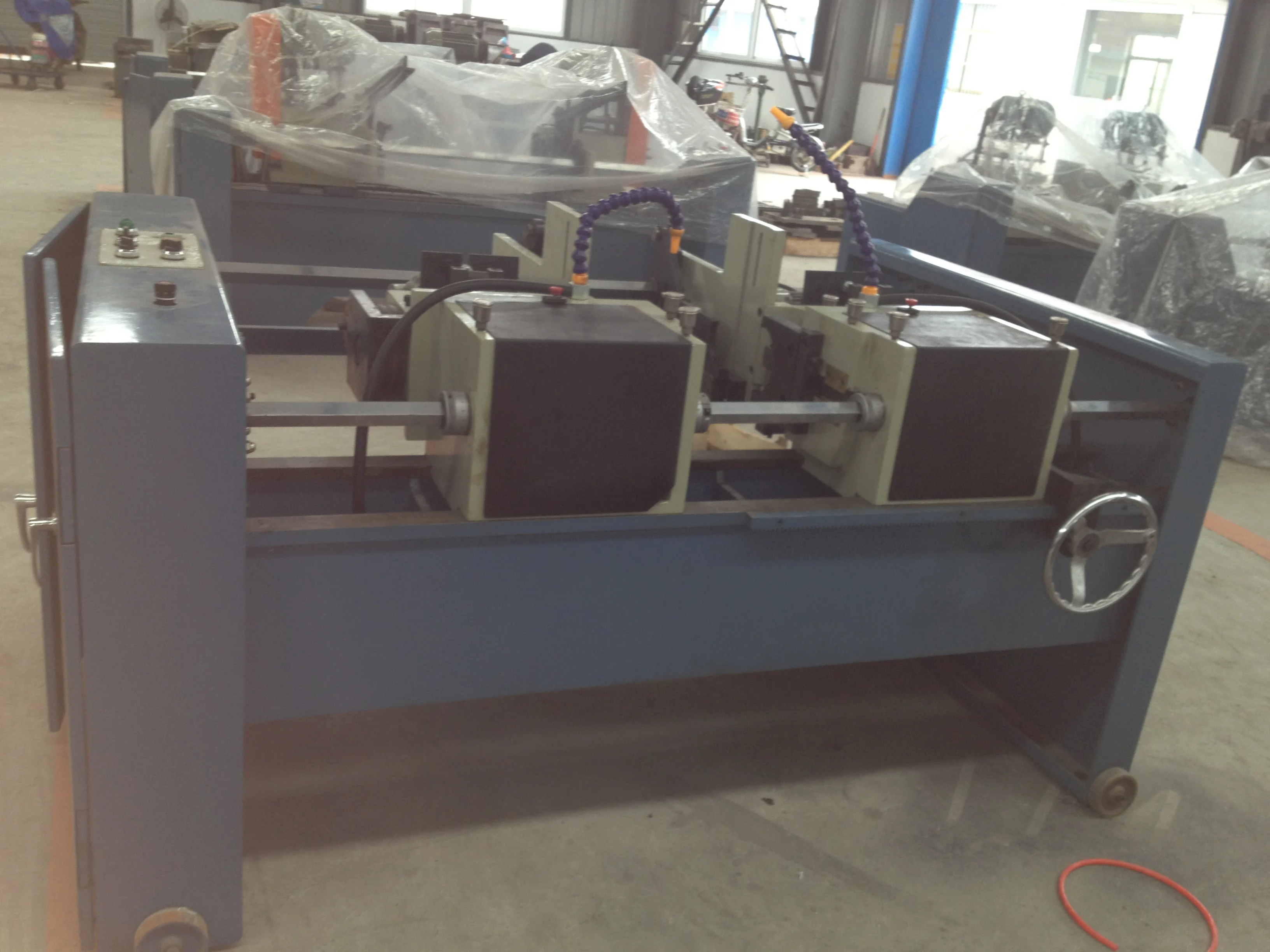round rod chamfering machine
