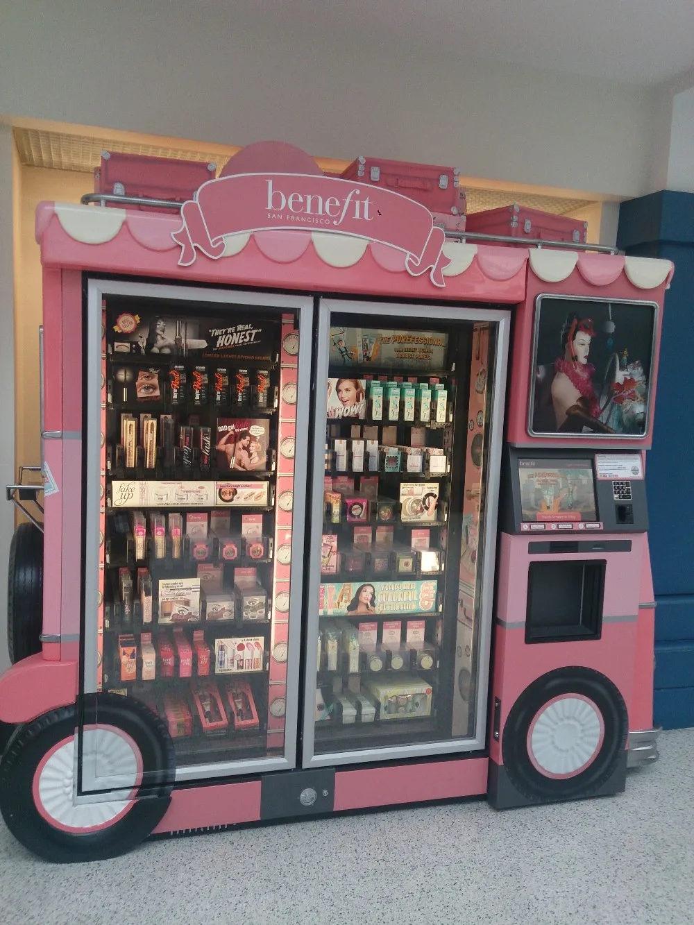 High Quality Cosmetic Vending Machine At Affordable Price Hair Vending Machine With Diy Logo And