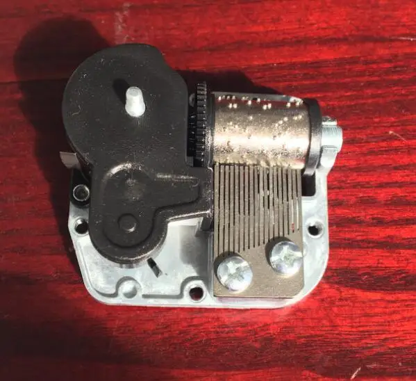 Chinese Direct Factory Custom Song Wind Up Music Box Movement With 18