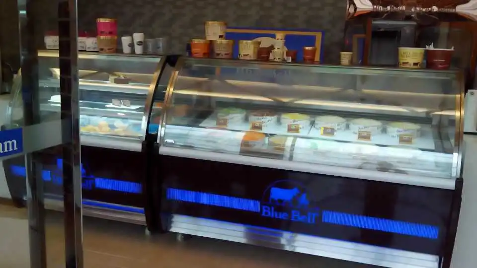 Kitchen Equipment European Style Refrigerated Bakery Display Case Kitchen Equipment European Style Refrigerated Bakery Display Case