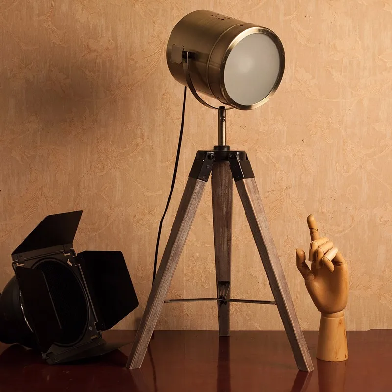 北欧设计复古艺术复古木三脚架台灯手工台灯探照灯铝金属铜灯罩