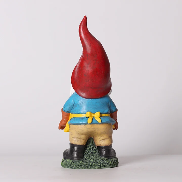 resin gnome statue