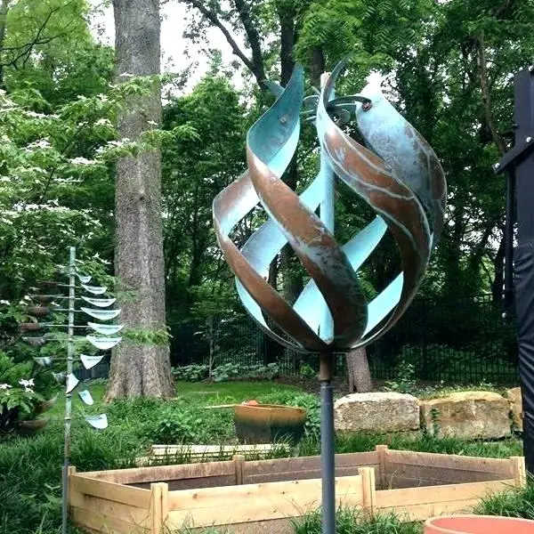 Sculptures leopold wind Lyman Whitaker
