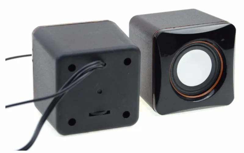 Portable Computer Speaker Laptop USB Power Audio Plug Mini MP3 Desk Speaker