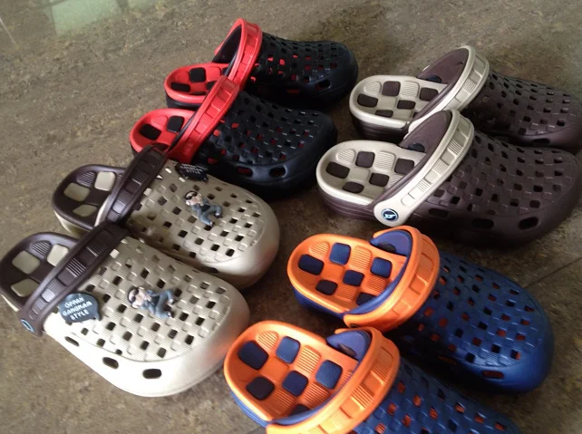 EVA Clogs Shoes garden slippers.png