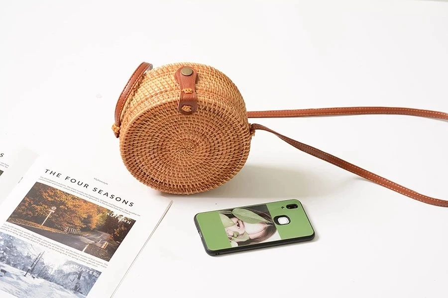 grade rattan round bag (7).jpg