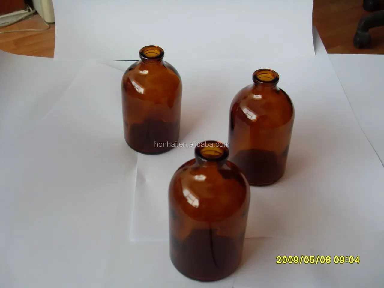 50ml amber moulded vial 01.JPG