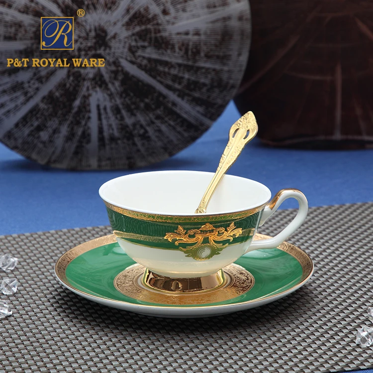 china supplier Professional Hotel decal dinnerware Embossed gold green Bone China Dinner Set