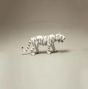 Realistis Miniatur Pvc Plastik Model Hewan Harimau Putih Patung