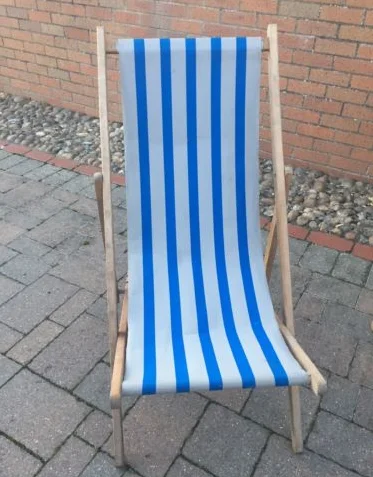 beach lawn chairs