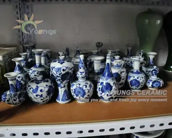 Small Chinese Antique Hand Painted Blue White Porcelain Vases For Small Chinese Antique Hand Painted Blue White Porcelain Vases For Collection