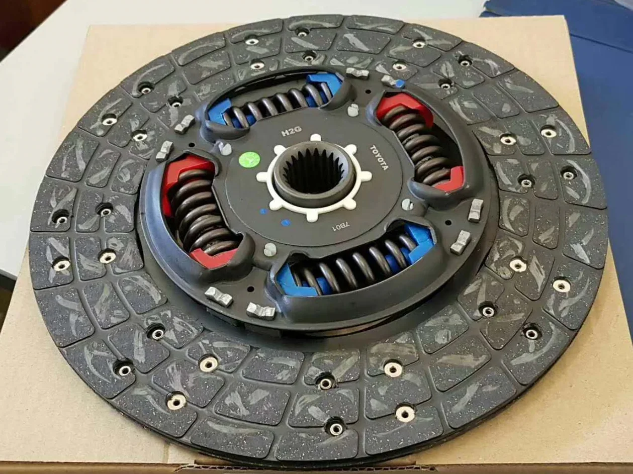 Clutch Kits For Hilux Revo Gun125 31001 0k020 Buy Clutch Kits For 