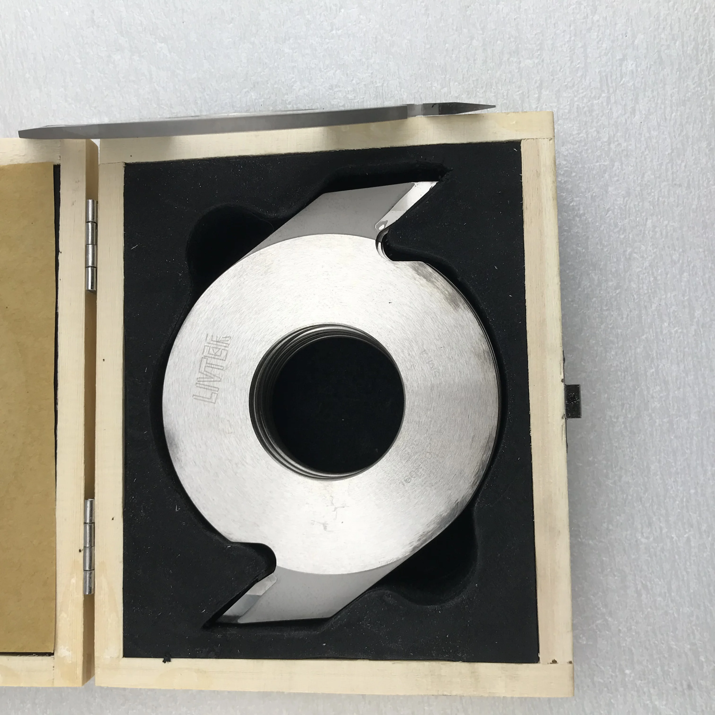 Finger joint cutter 05.jpg