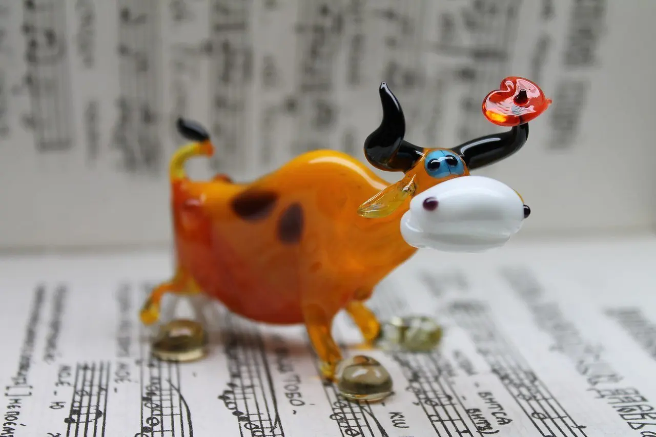 murano glass cow