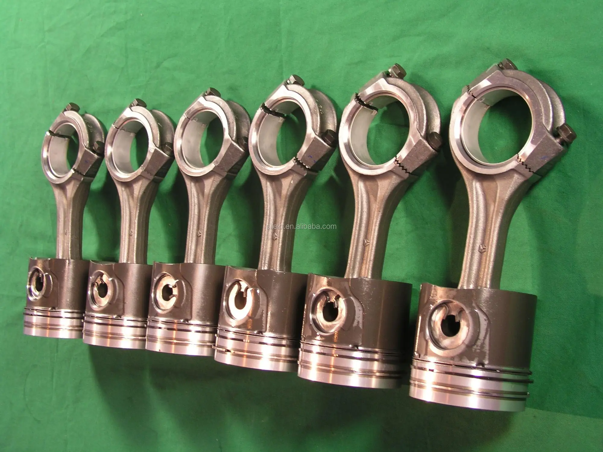 Intake Exhaust Valve For Wp12 Engine Euro Iii 612630050001 612630050002