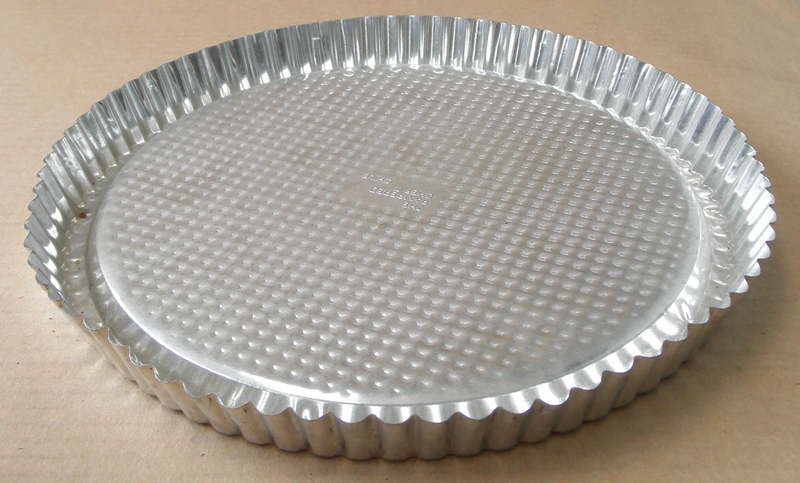 Cheap Pampered Chef Stoneware Fluted Pan, find Pampered Chef Stoneware