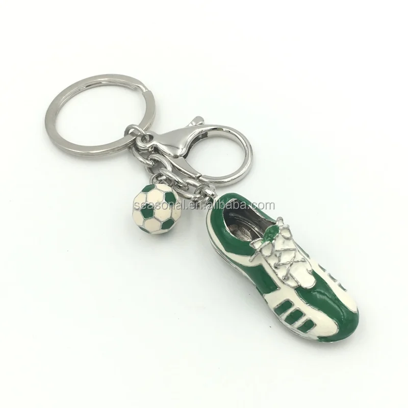 Wholesale Stock Zinc Alloy Metal Football Shoes Keychain For Sport