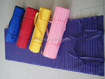 High Quality Outdoor Roll Up Beach Mat Rolling Up Beach Mat With