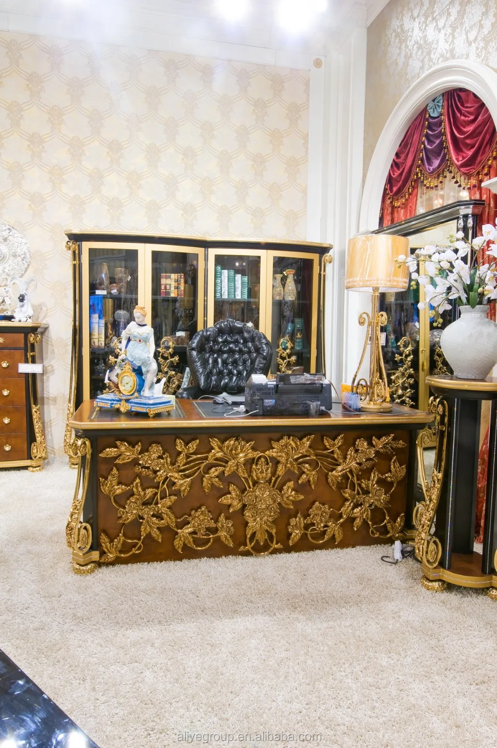 Luxury study chair Clearance