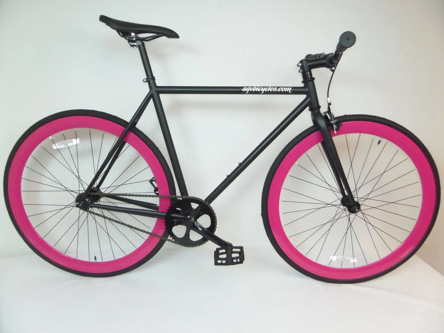 pink fixie bike