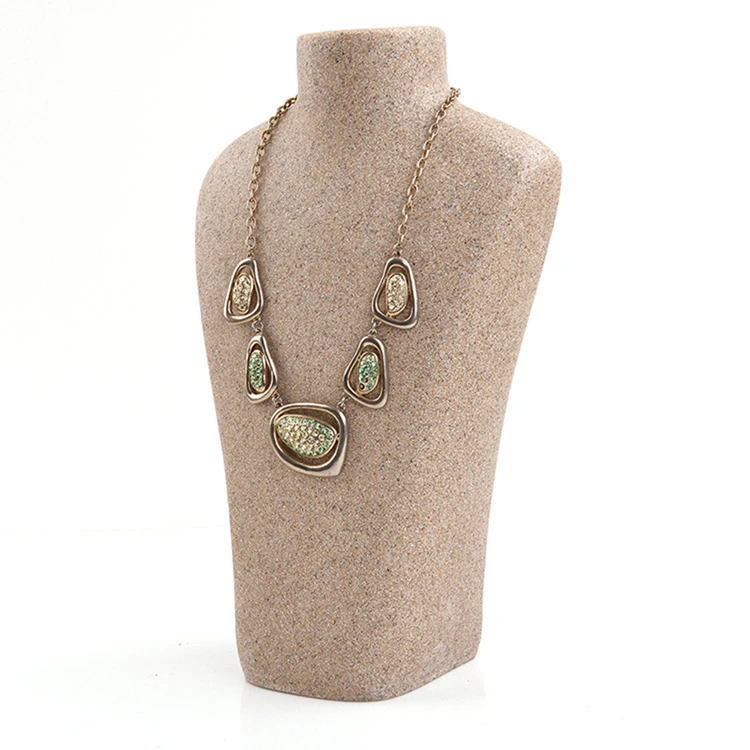 ressin display (5).jpg