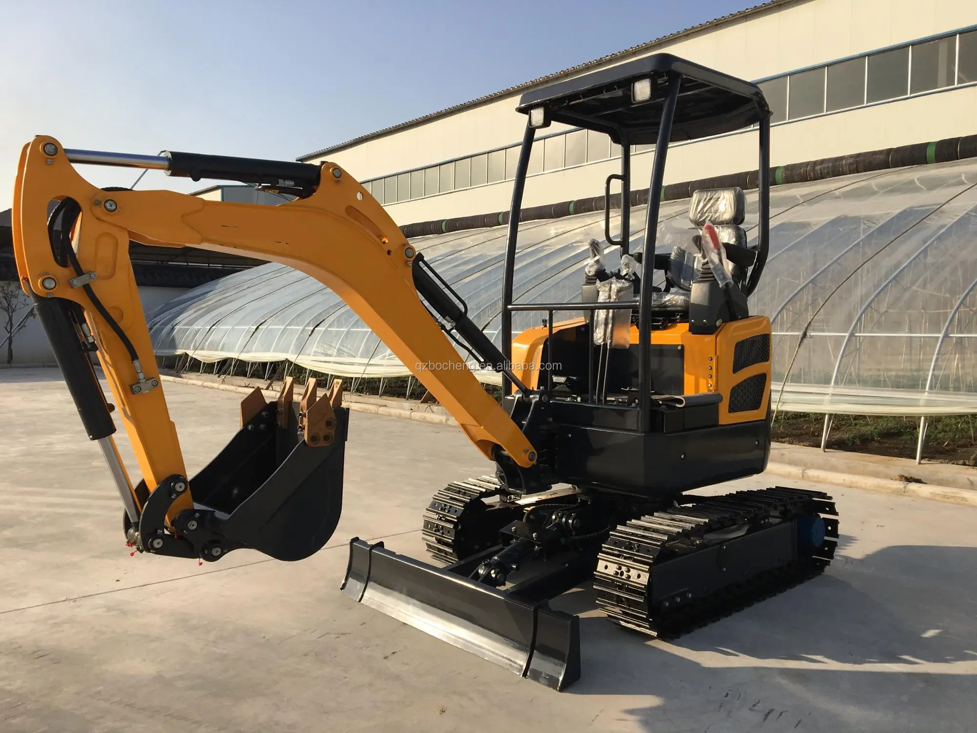 2 Ton Mini Excavator - www.inf-inet.com