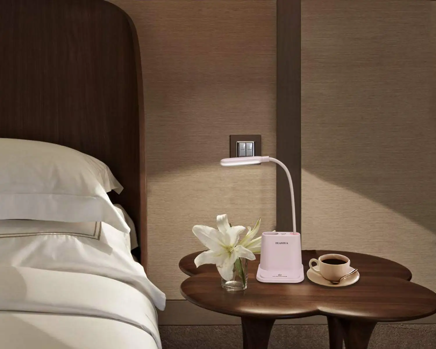 YARRAE 2018 Multifunction LED Desk Lamp with USB Charging Port and Pen Holder