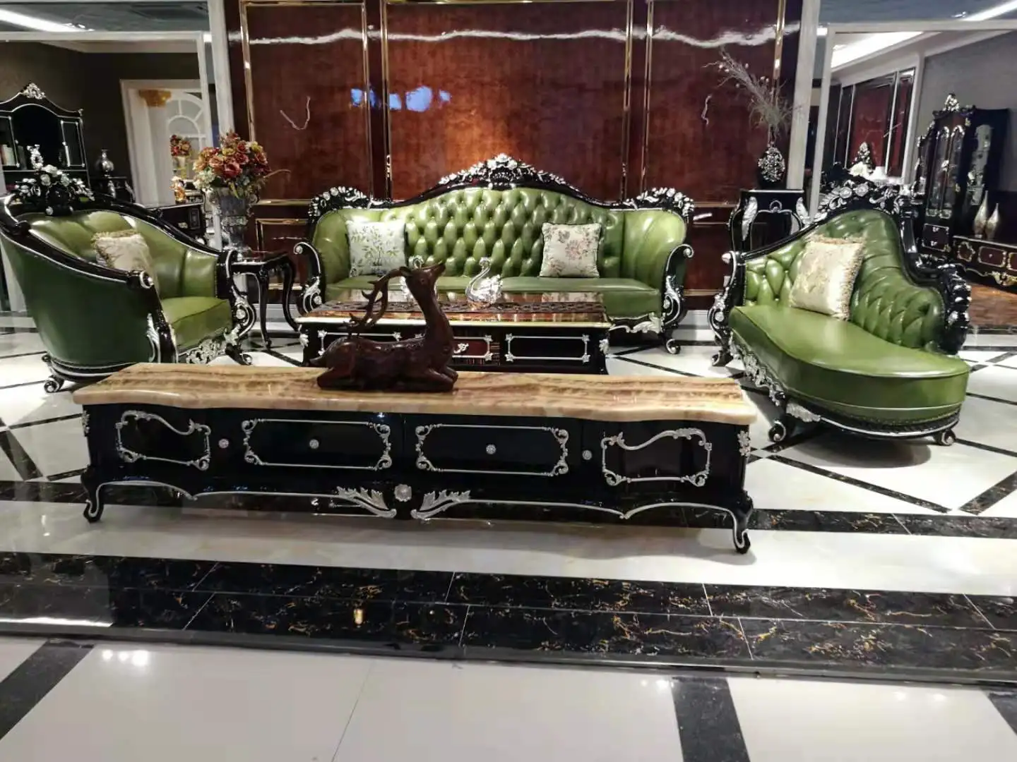 European neoclassical solid wood carved livingroom royal sofa set