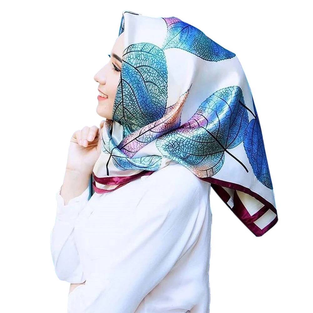 最新款式印花穆斯林女性丝绸头巾