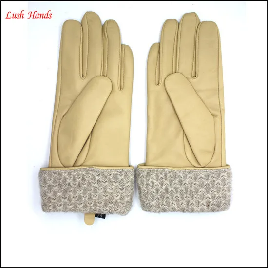 2016 new design yellow leather driving gloves with a fuzzy ball
