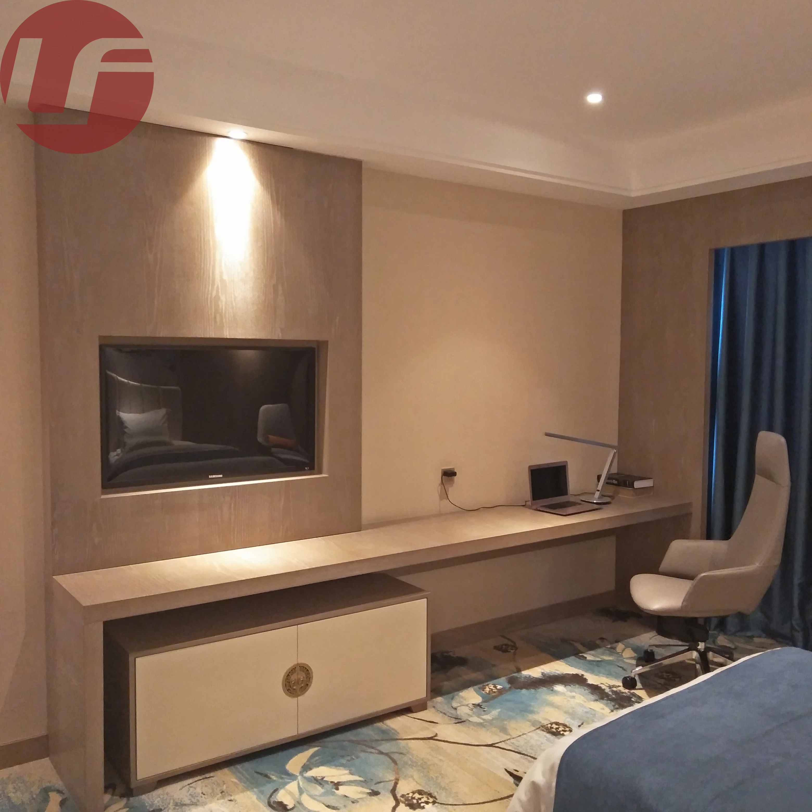 Customized Luxury Hotel Guest Room Stylish Natural Solid Oak Wood
