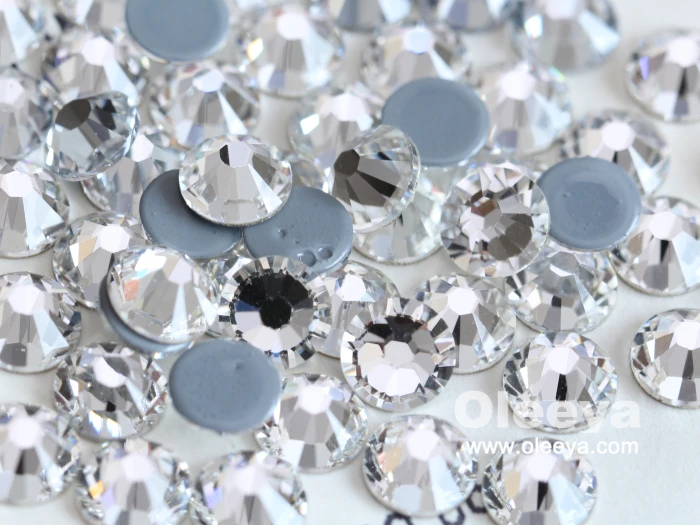 Oleeya Factory 2058 Style German Intensive Glue Crystal Hotfix Rhinestones for Luxury Wedding Dress