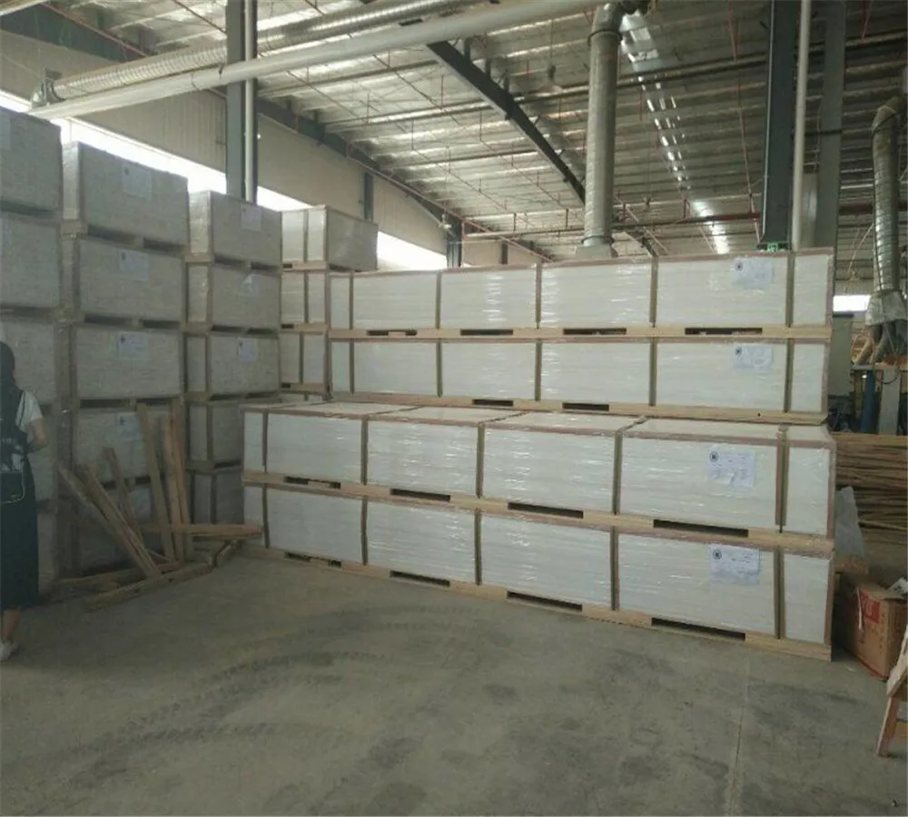 Gesso coated Wooden Primed Radiata Pine FJ Finger joint Wood Moldings