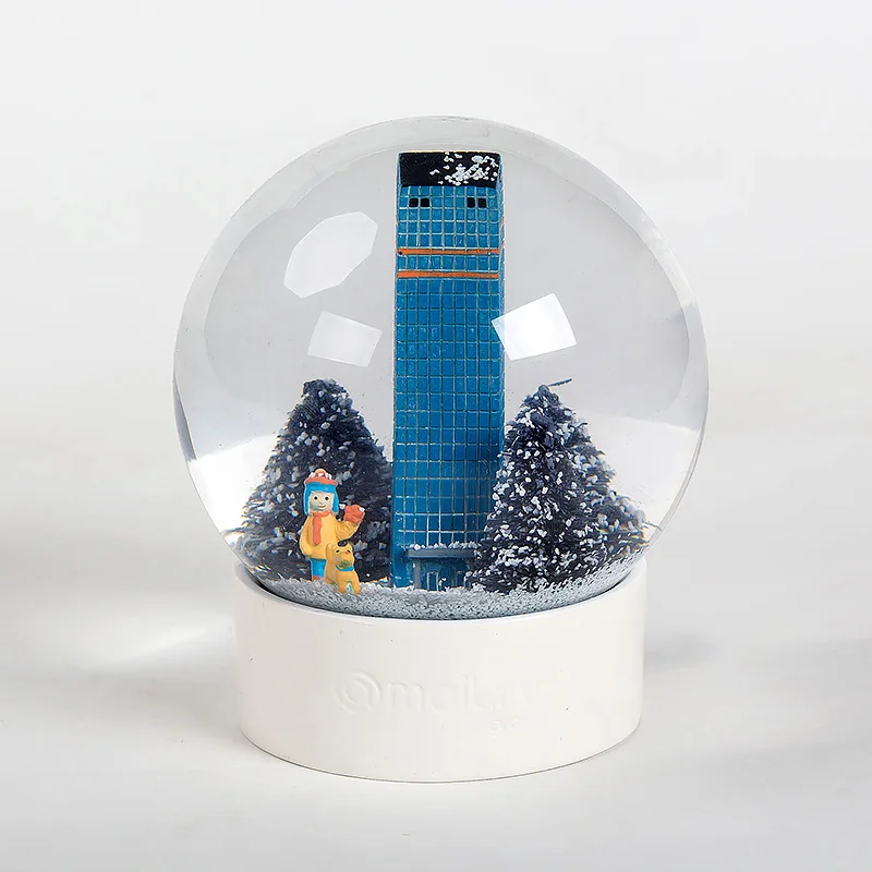 Korea Seoul Tourist Souvenirs 100mm Resin Snow Globe Tall Building