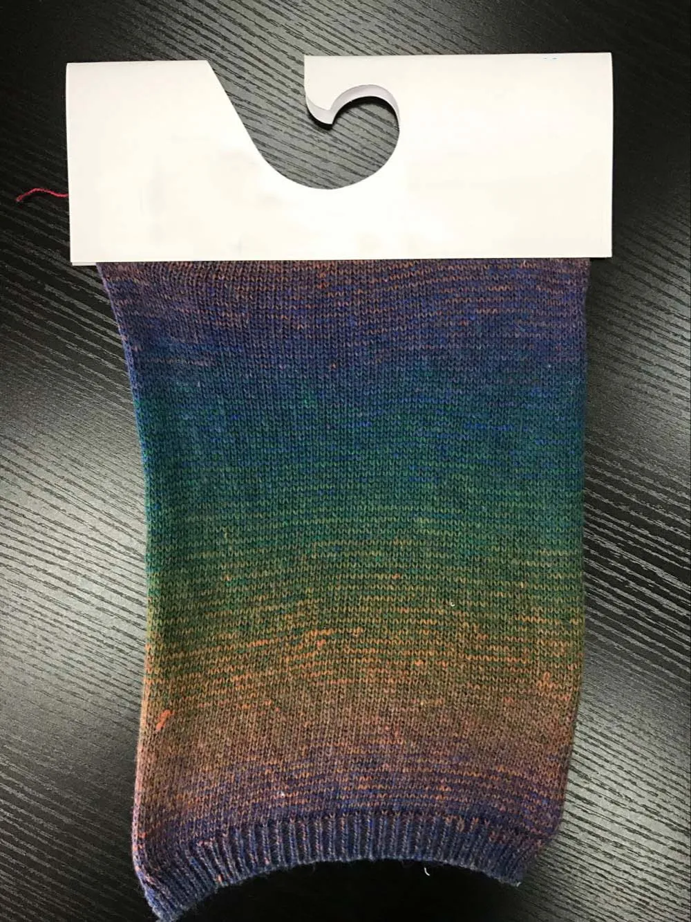 High quality Colored Anti-pilling 115 NM 100% Acrylic Woolen Yarn for Hand Knitting.jpg