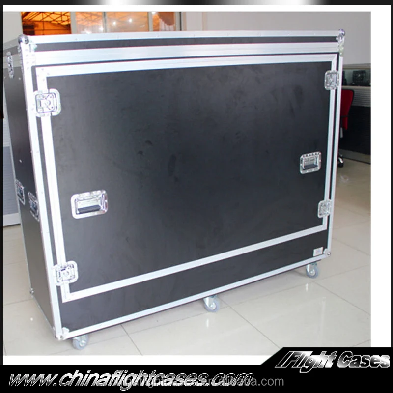 Classic Multiple Guitar Road Tour Case With Wheels And Cable Storage
