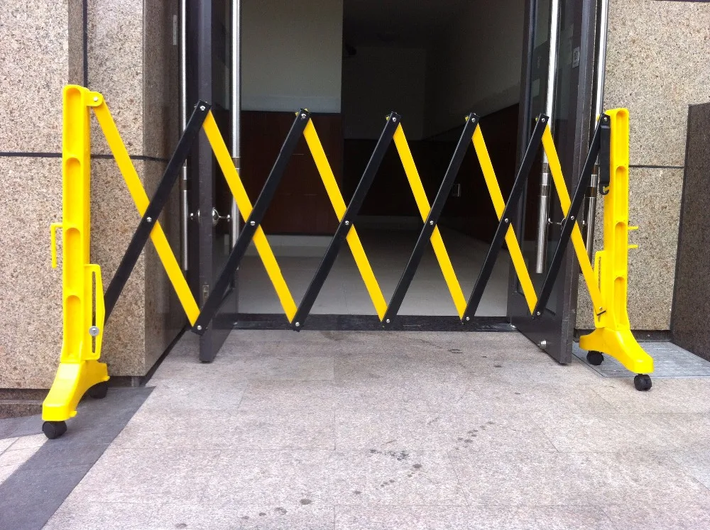 maxpand-temporary-durable-sliding-gate-expandable-barricade-car-parking