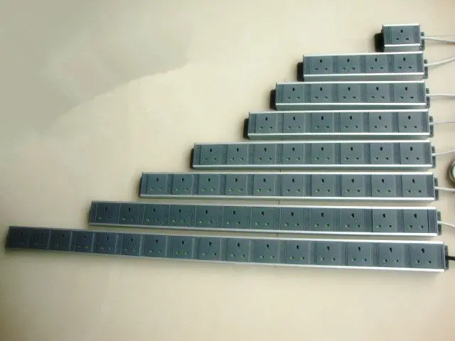 1 port outlet with switch Power Strips, UK Power Distribution Units and Extension Cords