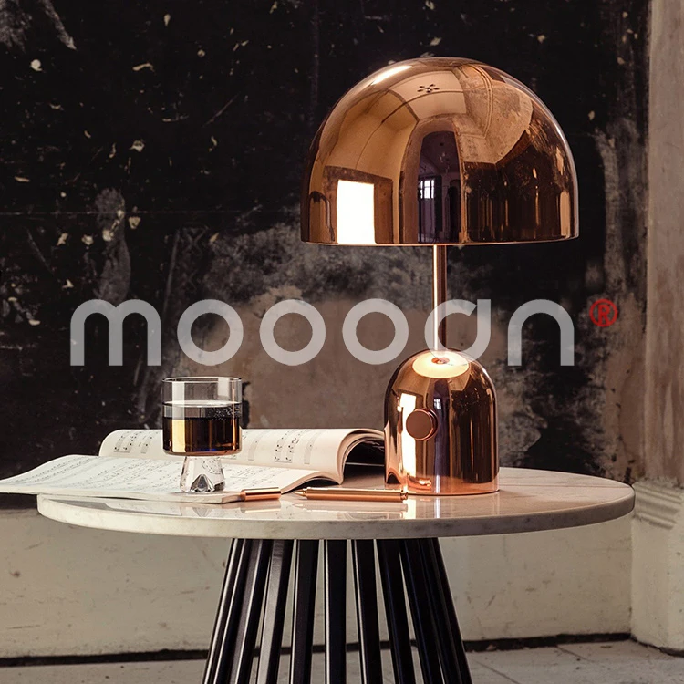 Modern Home Decorative Egg shaped Tom Hemisphere Copper Chrome Metal Table Lamp for bedside