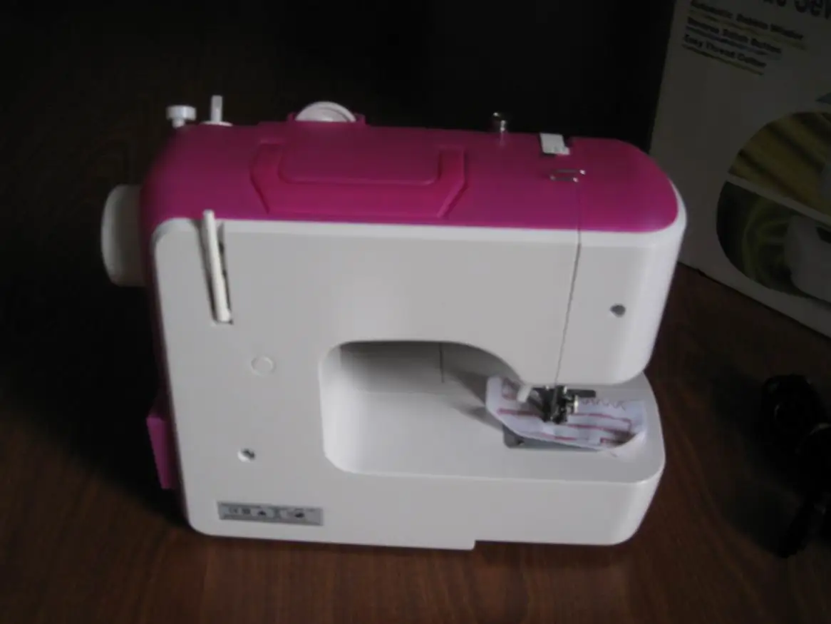 588 Domestic Sewing Machine Buy Domestic Sewing Machine,Household