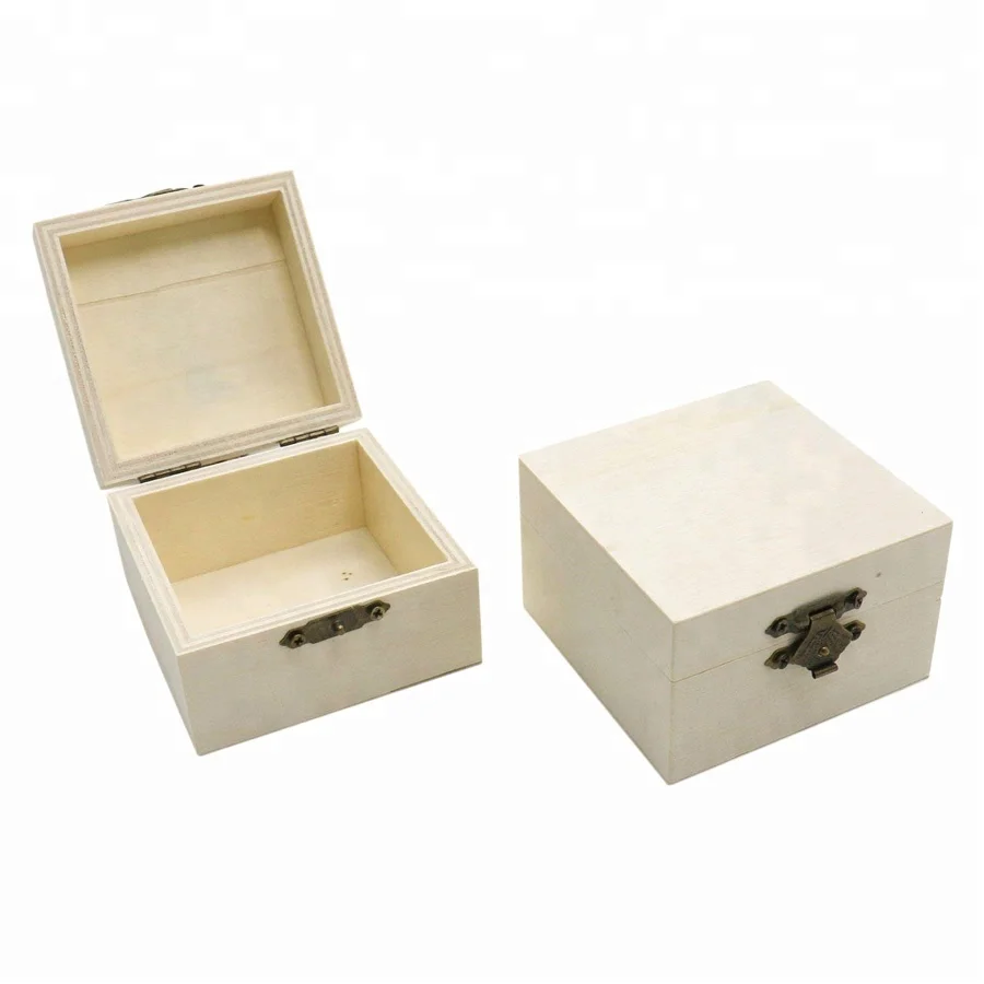 China Supplier Small Square Unfinished Natural Wooden Box Wholesale
