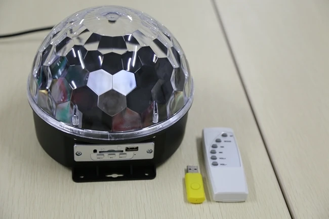 LED bluetooth speaker Crystal Magic disco ball wireless speaker Stage Lights with Bluetooth for Night Clubs stage decoration