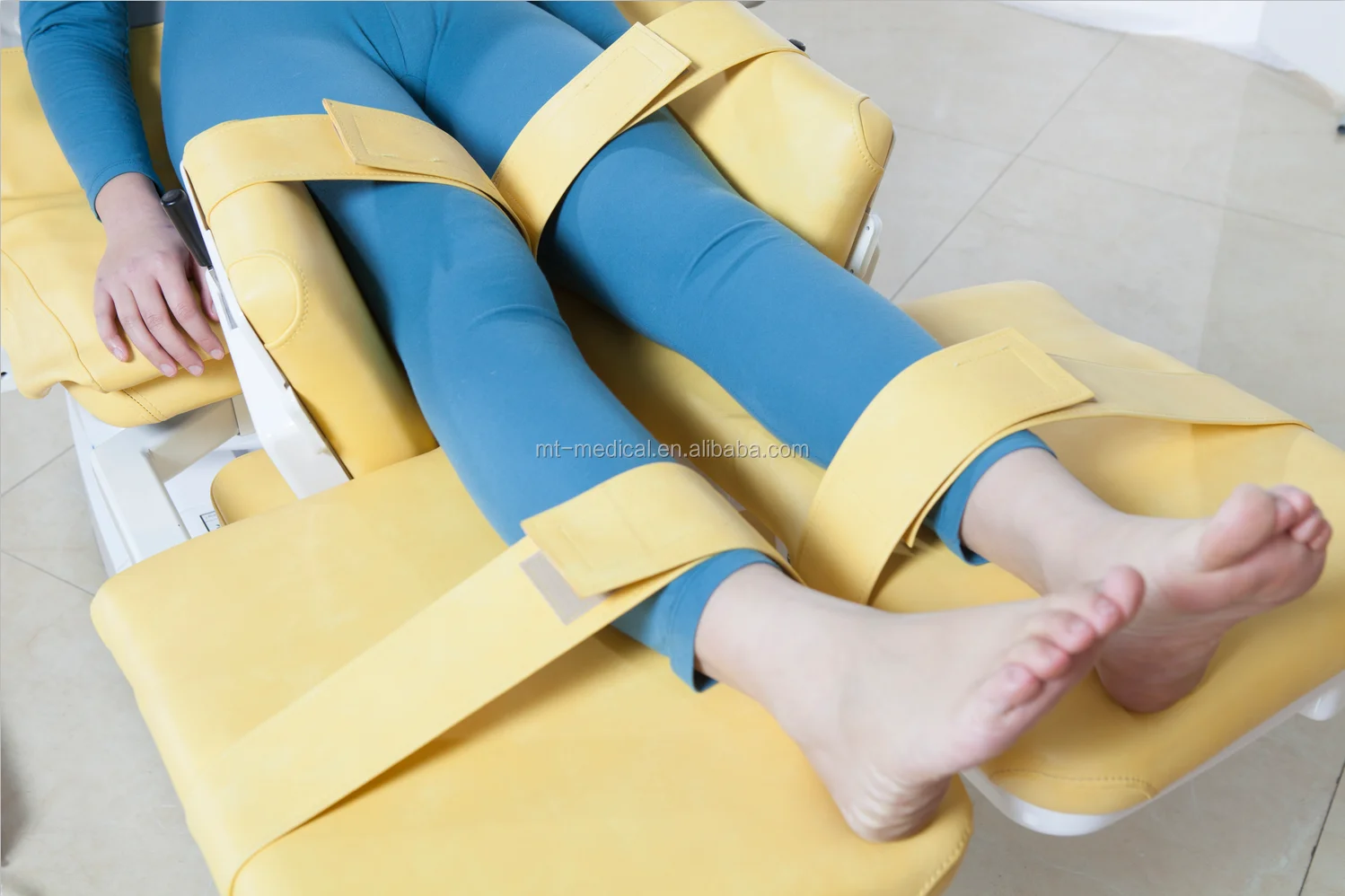 High quality and popular electric gynecologic delivery operating table