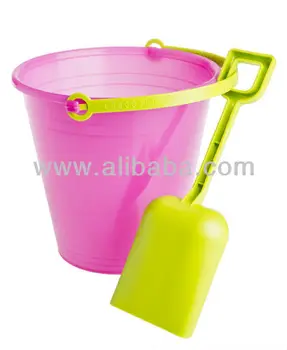 beach bucket and spade set
