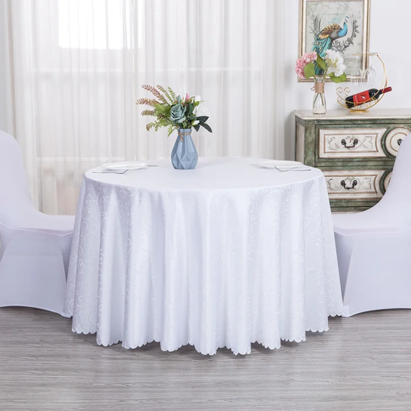 white round tablecloths