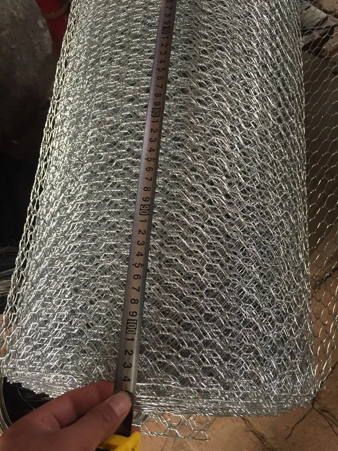 hexagonal wire width.jpg