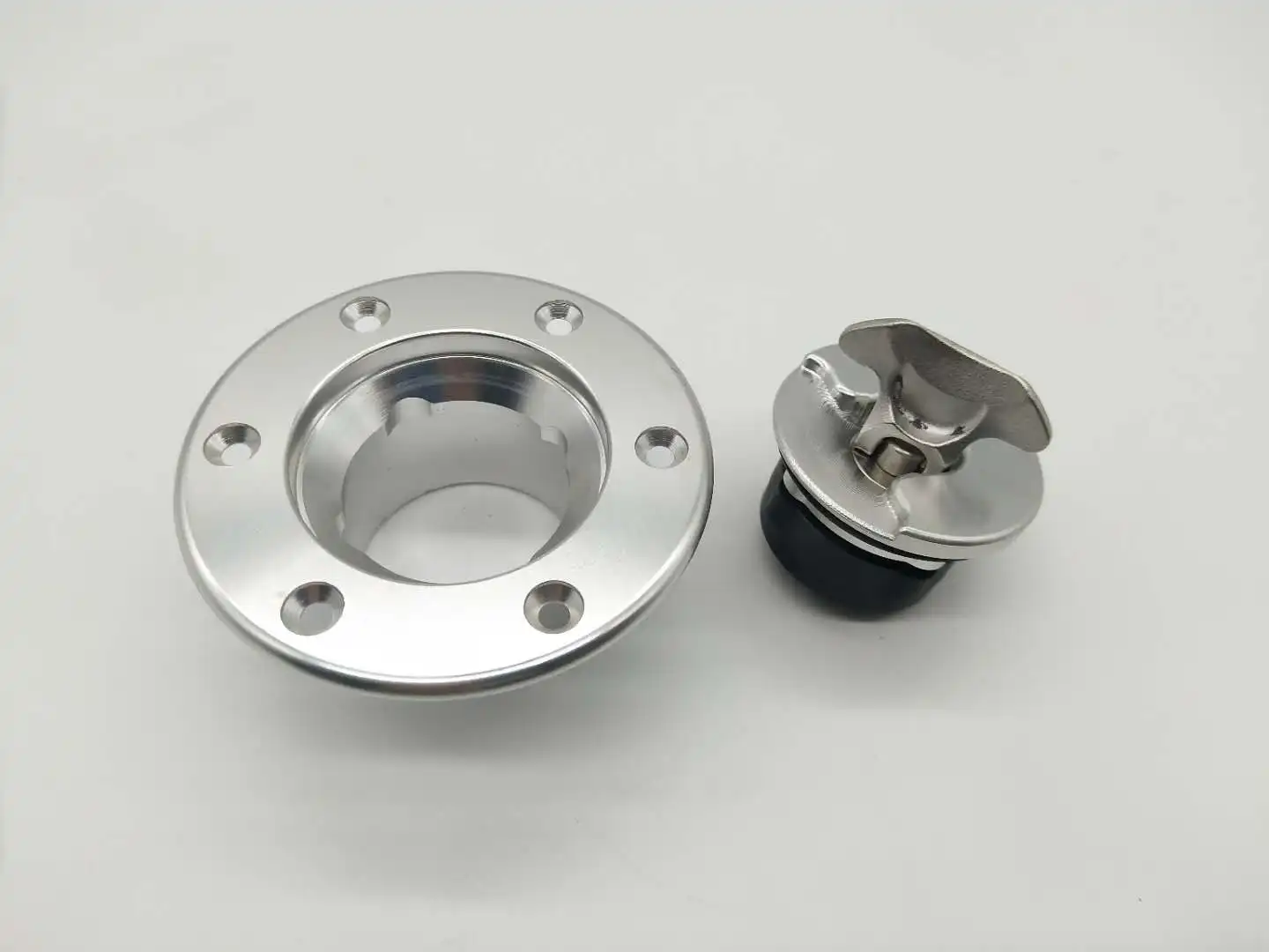 Universal Aluminum Gas Fuel Tank Cap Cover Cnc Customized Oil Tank Cap