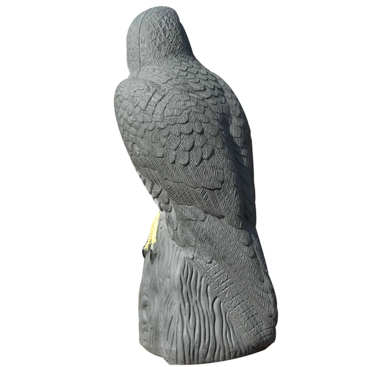 Plastic Materia Hawk Decoy Falcon Predator Decoy Bird Scare Garden