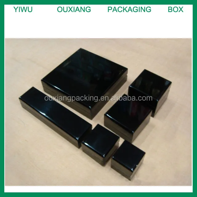 black wood ring box